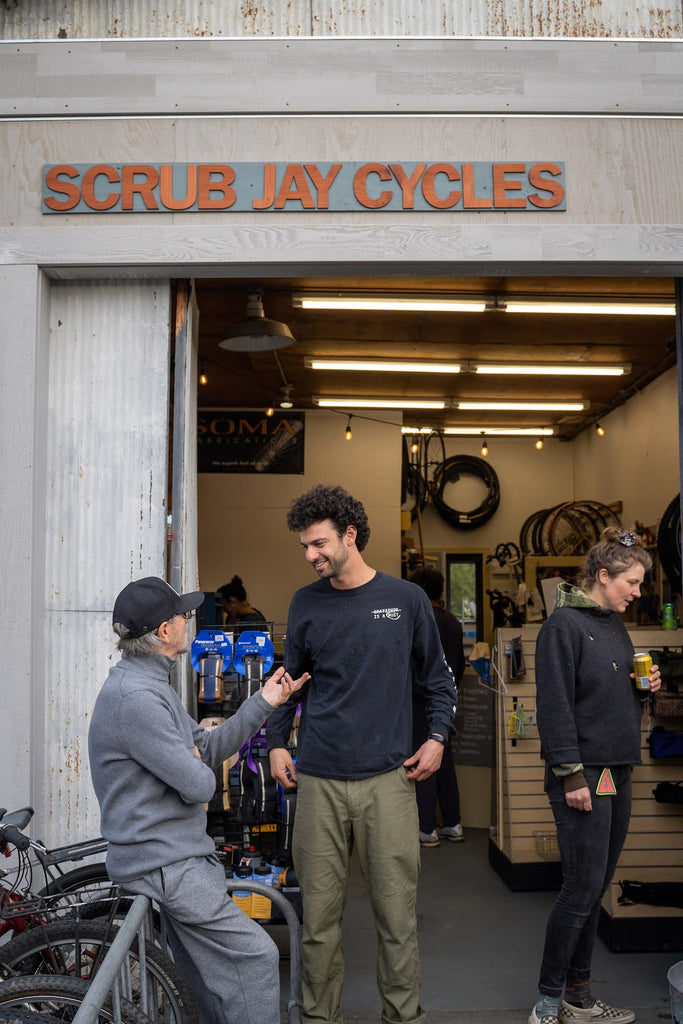 Friends of the Flock: Scrub Jay Cycles